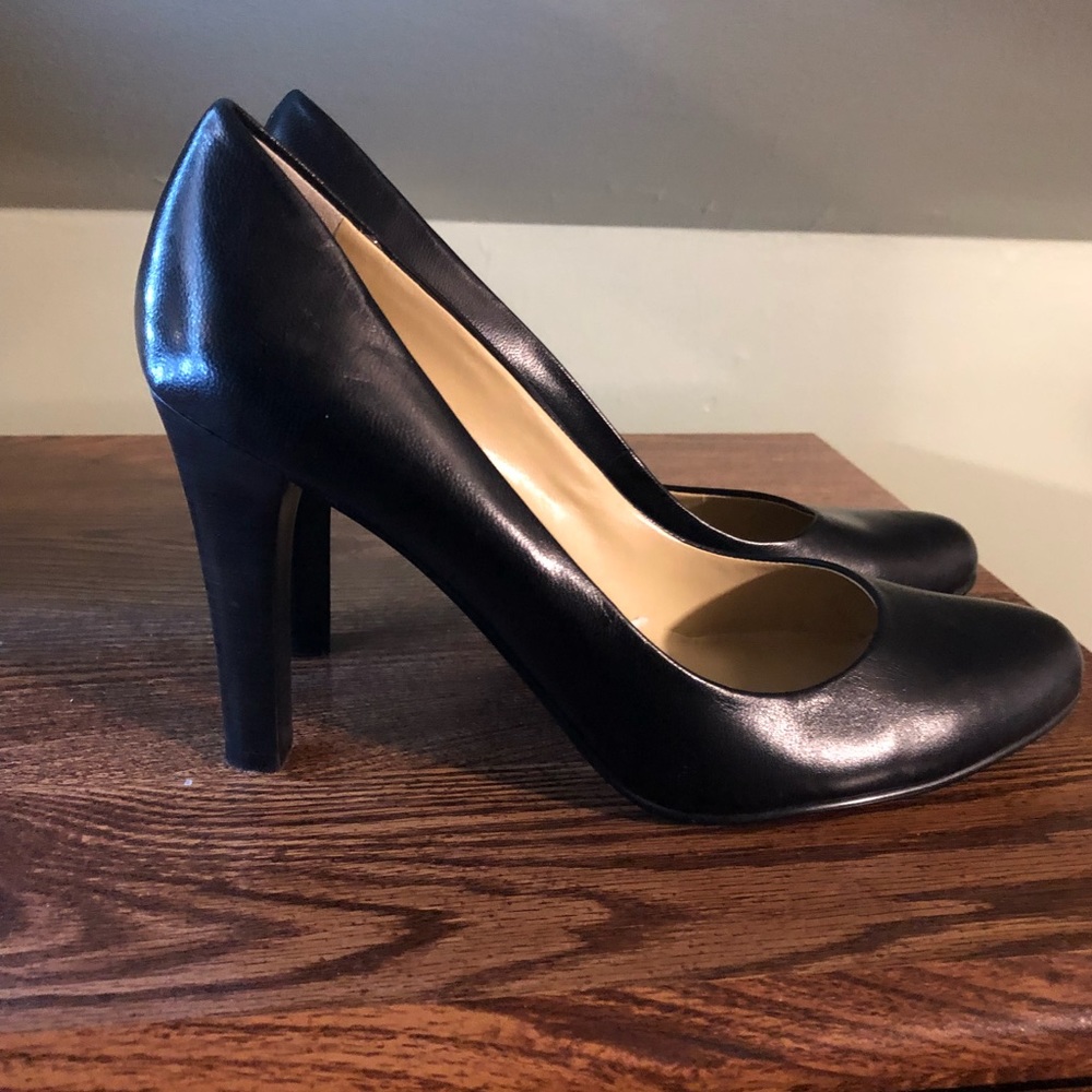 Ralph Lauren Black pumps